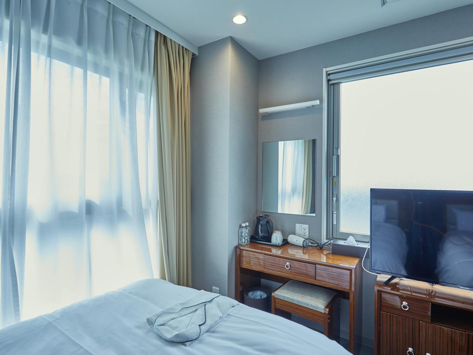 Ez Hotel Kansai Airport Seaside Izumisano Exteriör bild